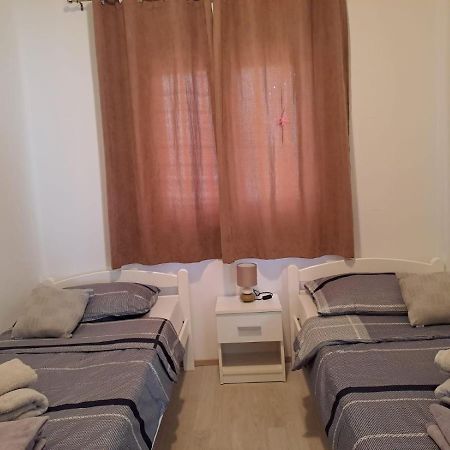 Apartman Tanja Bilice Exterior foto