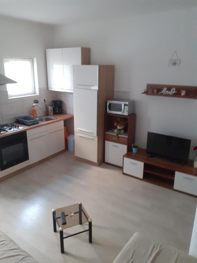 Apartman Tanja Bilice Exterior foto