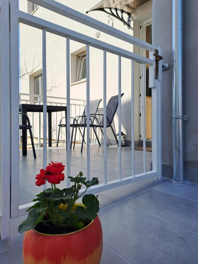 Apartman Tanja Bilice Exterior foto
