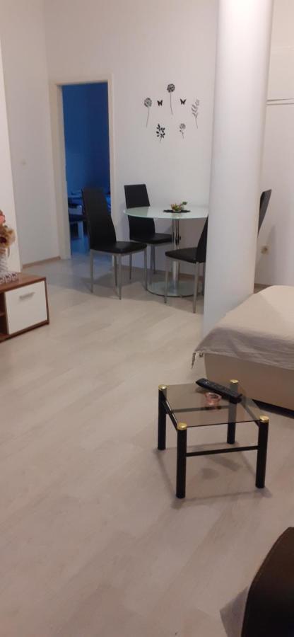 Apartman Tanja Bilice Exterior foto