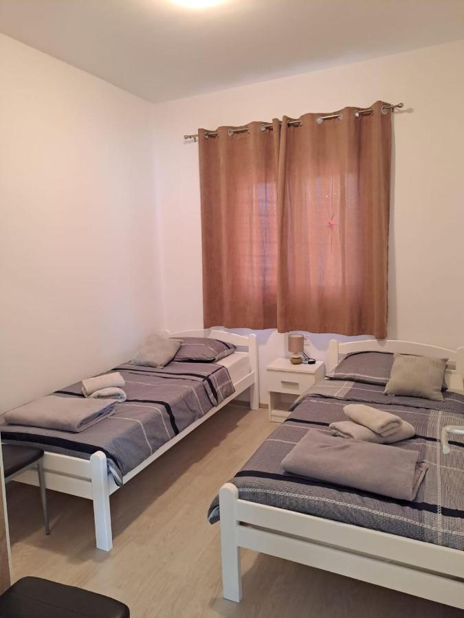 Apartman Tanja Bilice Exterior foto